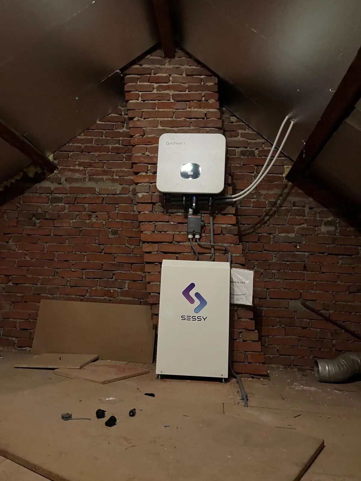 Installatie van een thuisbatterij in een Nederlandse woning